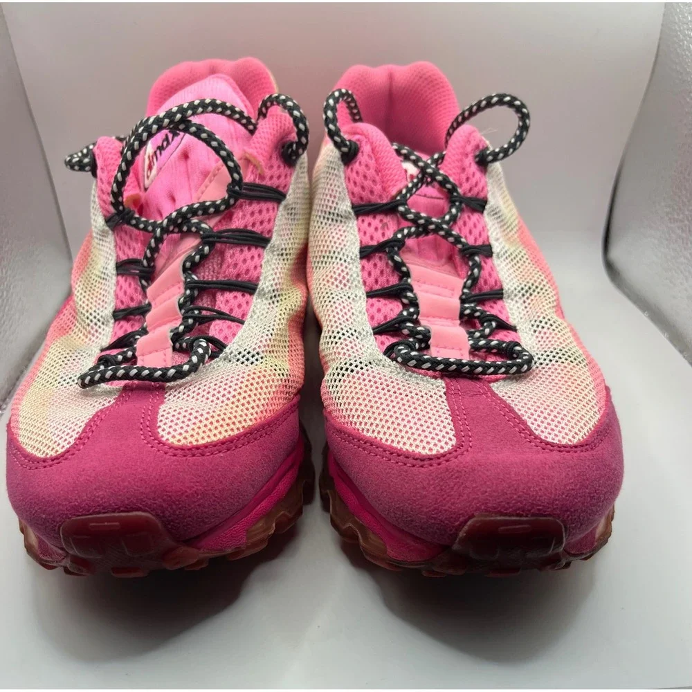 Nike stride striking